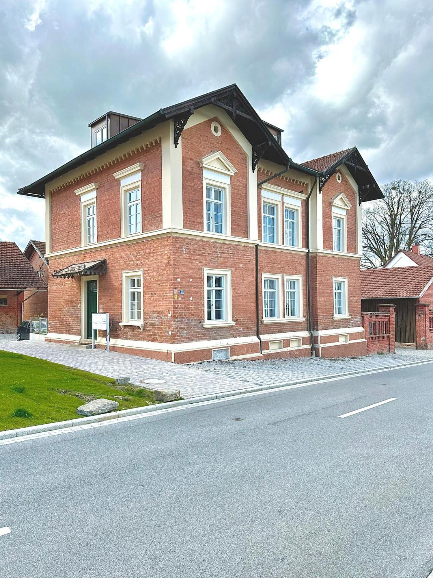 Betterplaces: Boutique Apartments - Frontenhausen Dingolfing Bagian luar foto